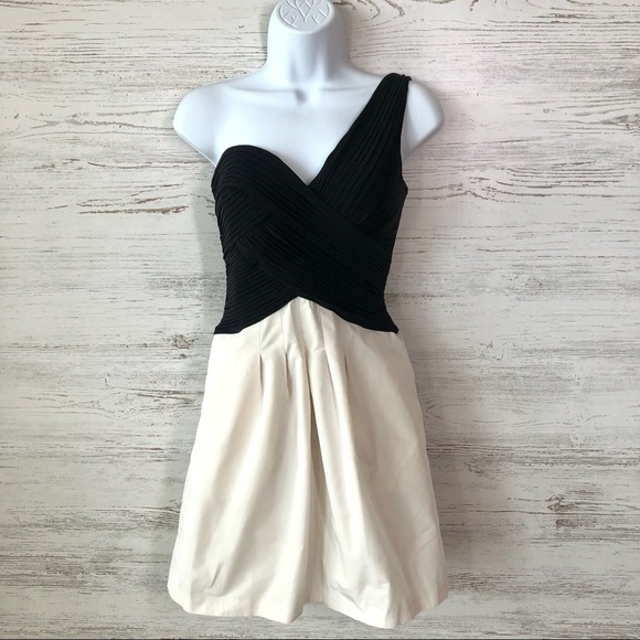 BCBGMaxAzria Dresses & Skirts - BCBGMAXAZARIA One Shoulder Black Cream Taffeta Tulle Mini Cocktail Dress 4